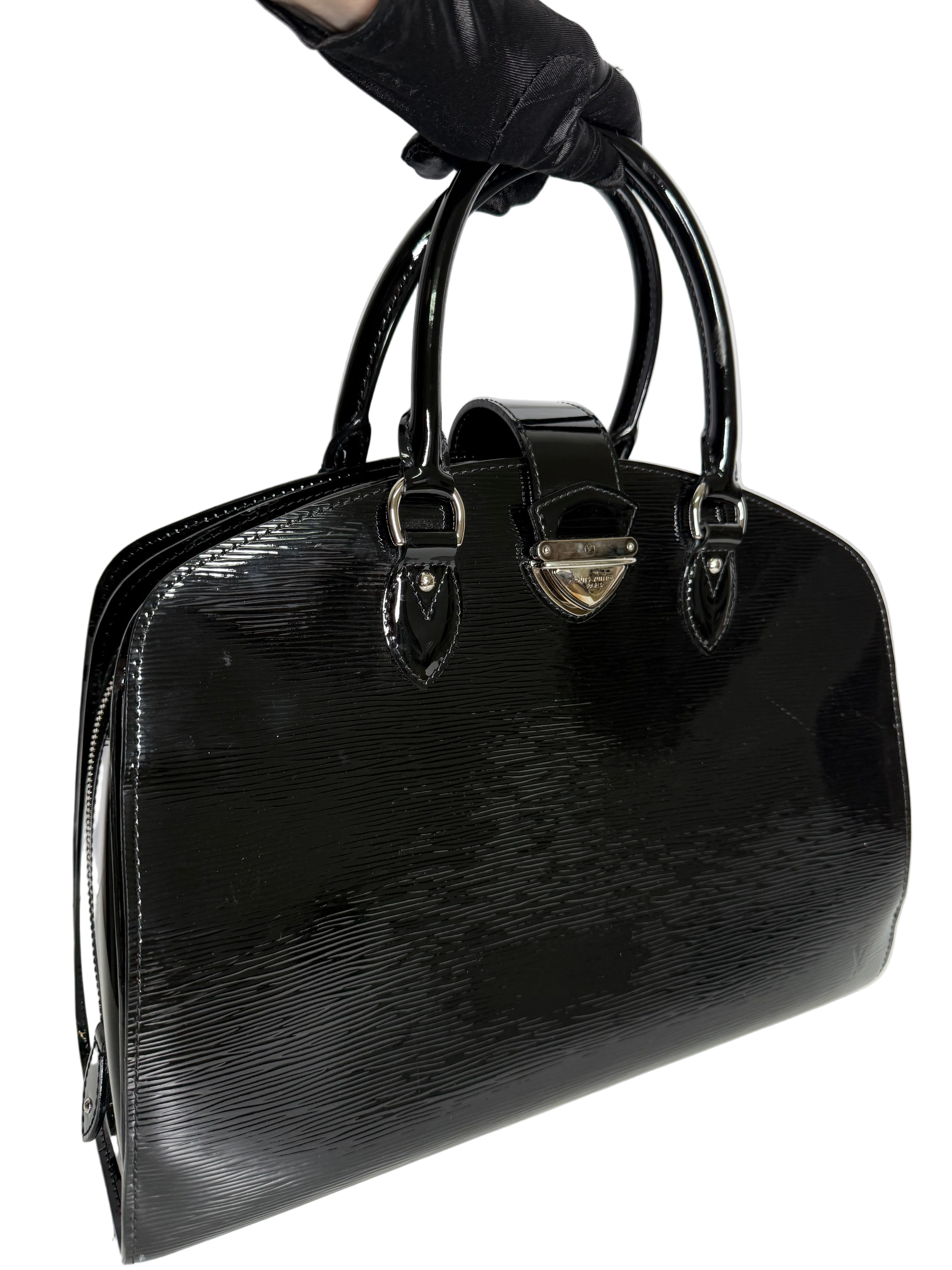 Louis Vuitton Black Epi Leather Pont Neuf GM Bag