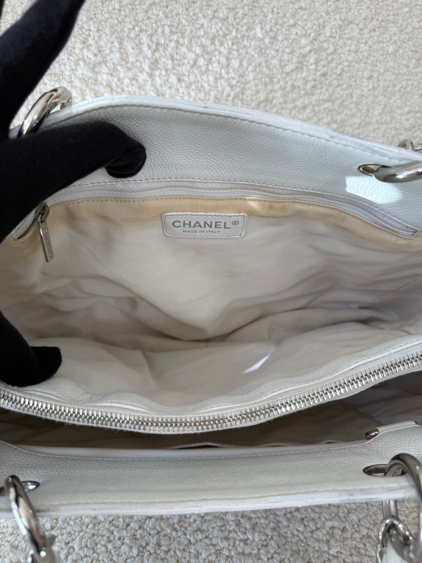 Chanel White Quilted Caviar Leather Grand Shopping Tote