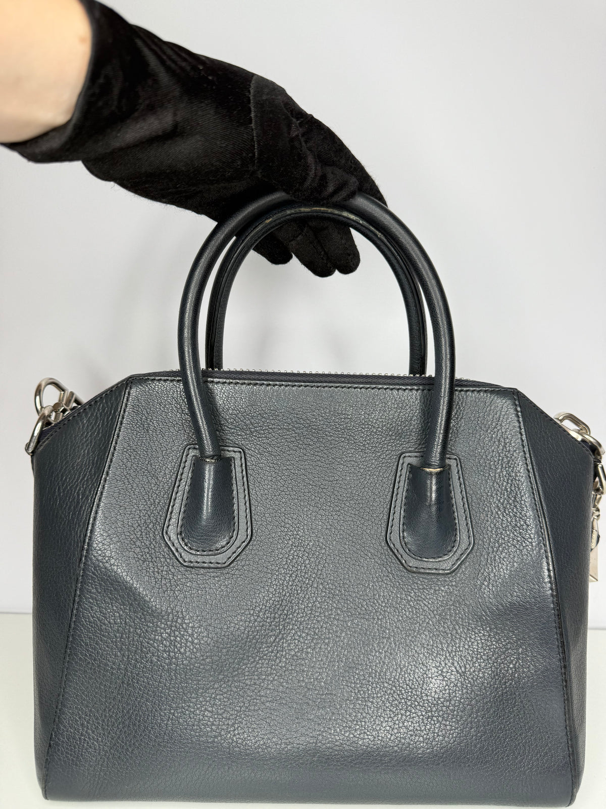 Givenchy Sugar Goatskin Small Antigona Night Blue Bag