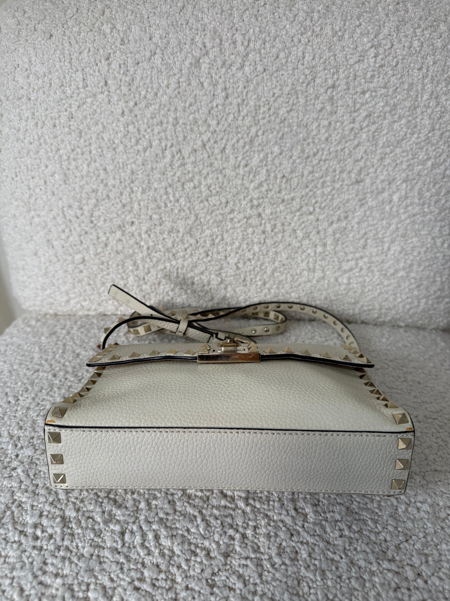 Valentino Garavani Small Rockstud Grainy Calfskin Crossbody Bag Ivory