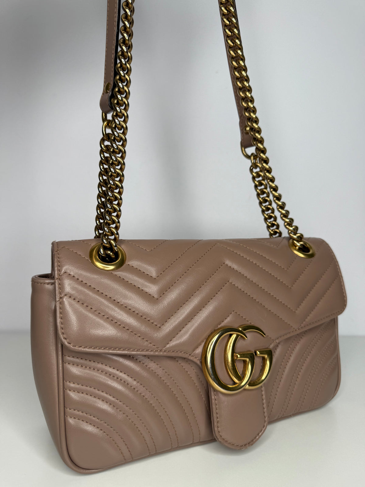 Gucci GG Marmont Small Matelassé Chevron Beige Leather