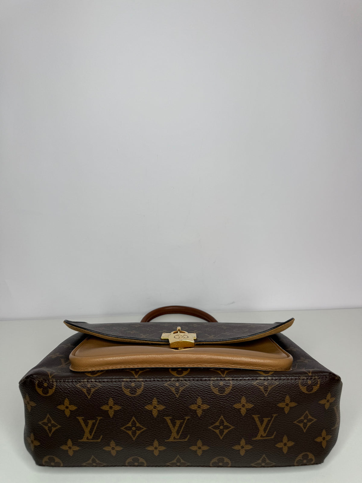 Louis Vuitton Marignan Monogram Canvas and Beige Leather Bag