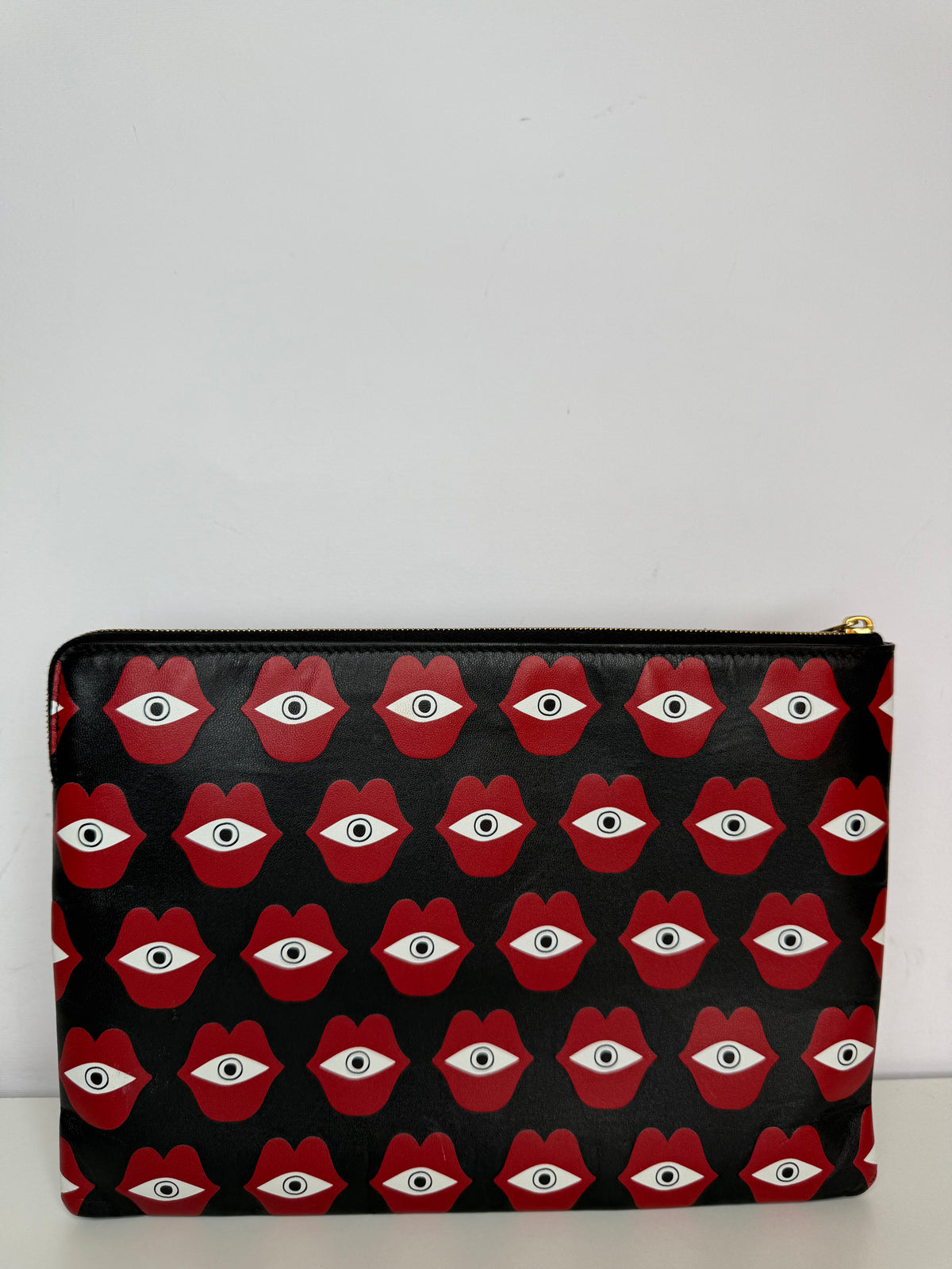 Celine Telepathic Love Solo Pouch