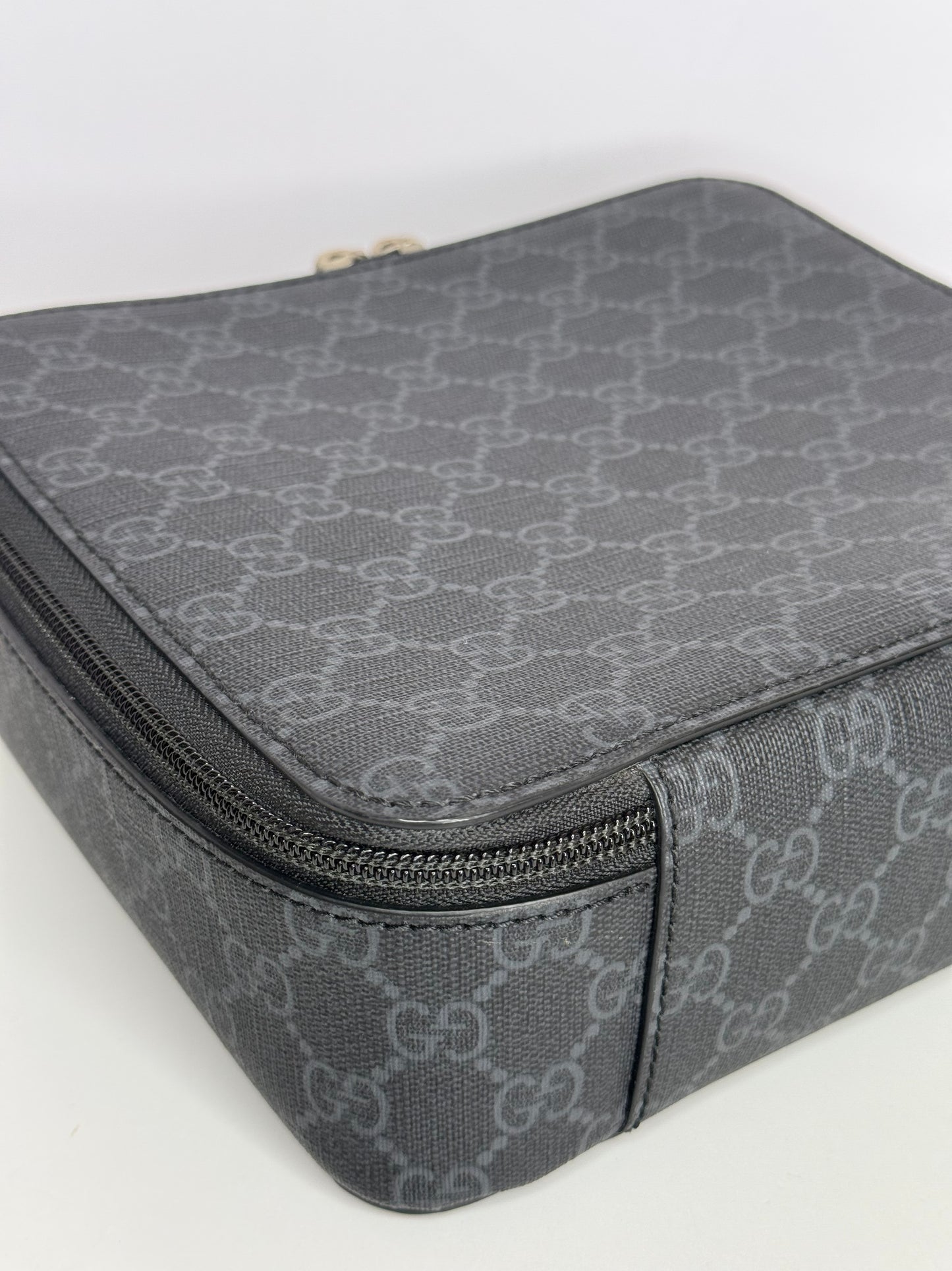 Gucci GG Supreme Packing Cube Pouch