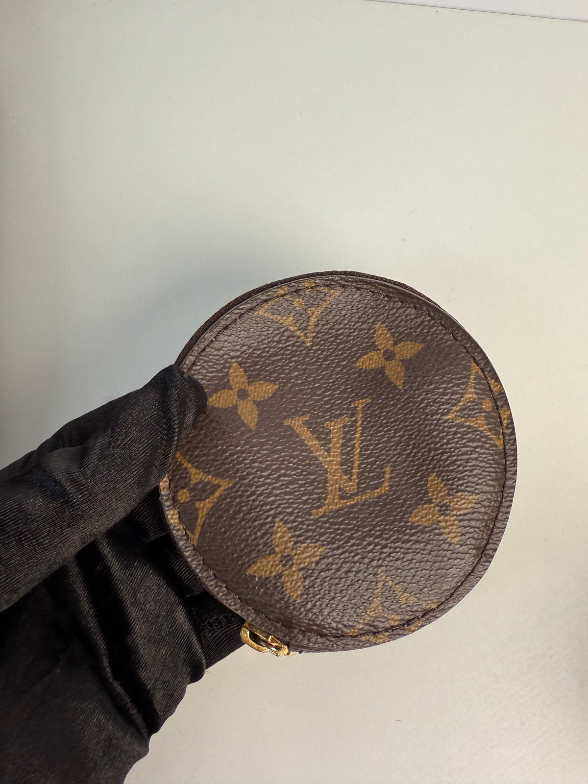 Louis Vuitton Multi Pochette Accessoires Khaki Strap Monogram Canvas
