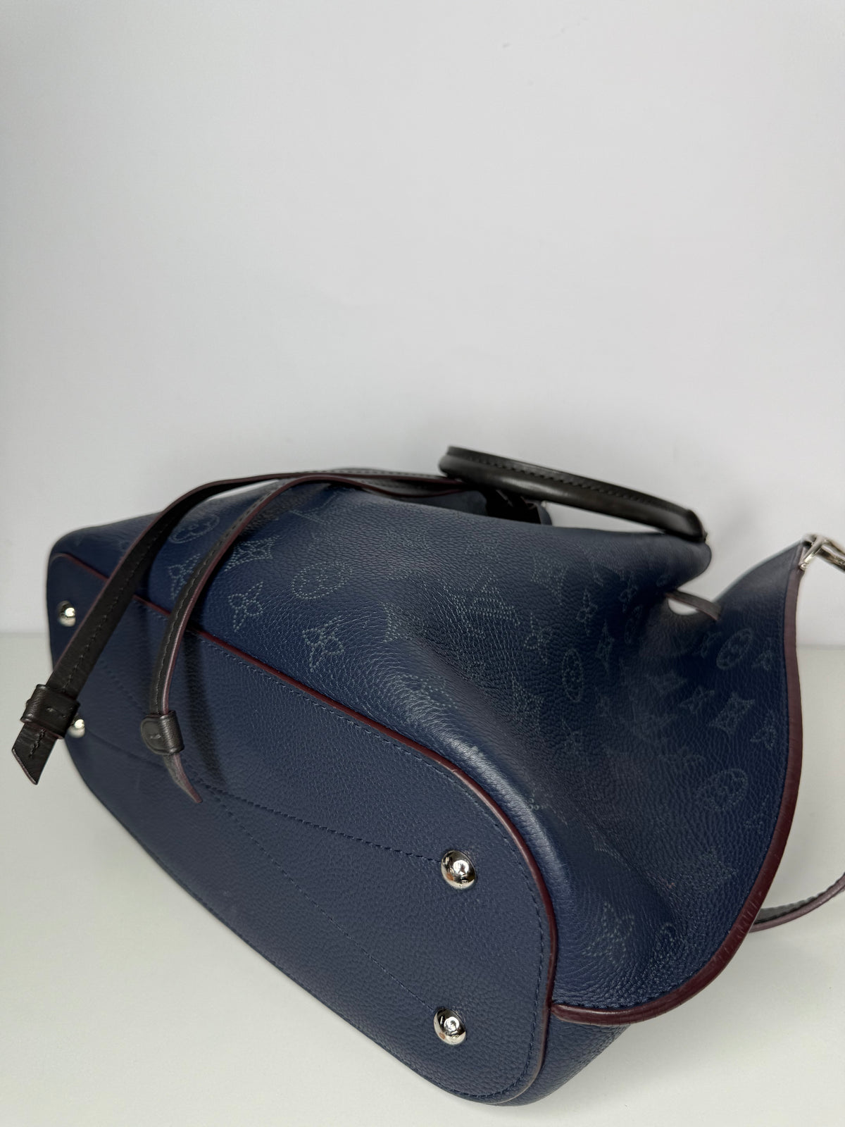 Louis Vuitton Monogram Mahina Girolata Dark Blue