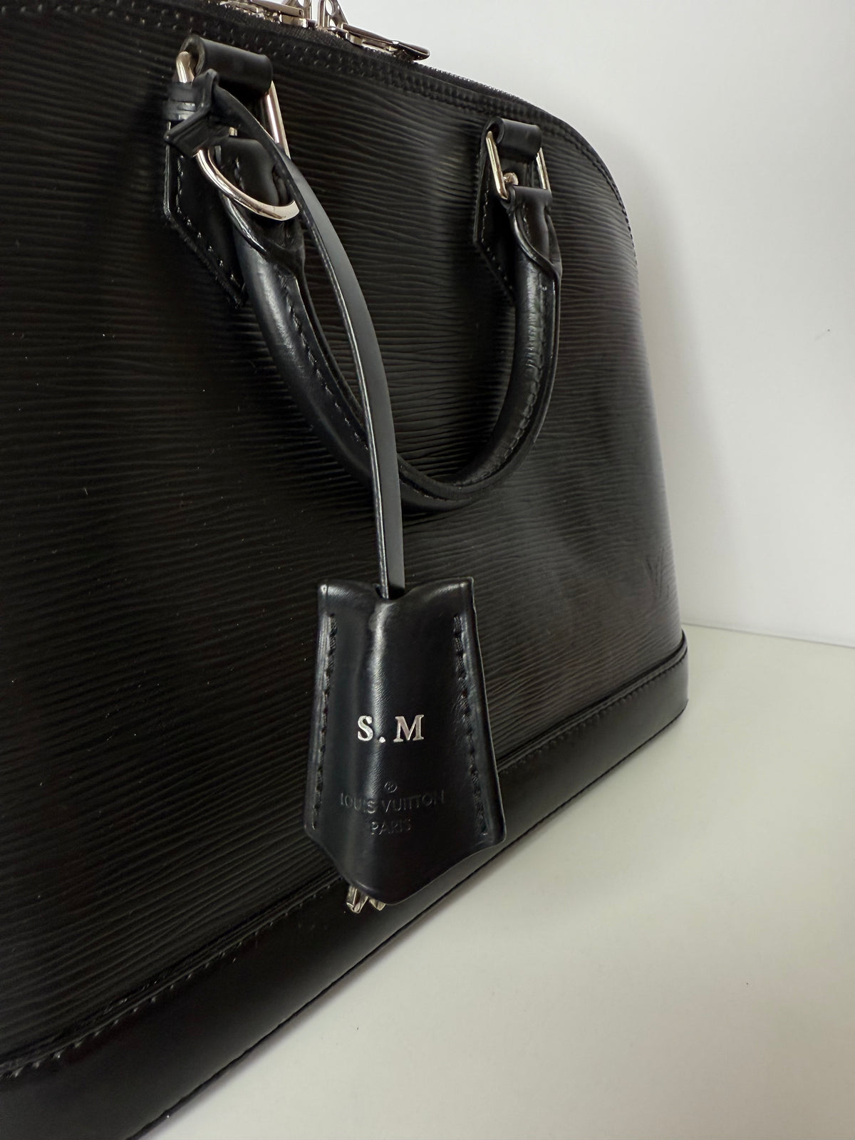 Louis Vuitton Alma PM Black Epi Leather