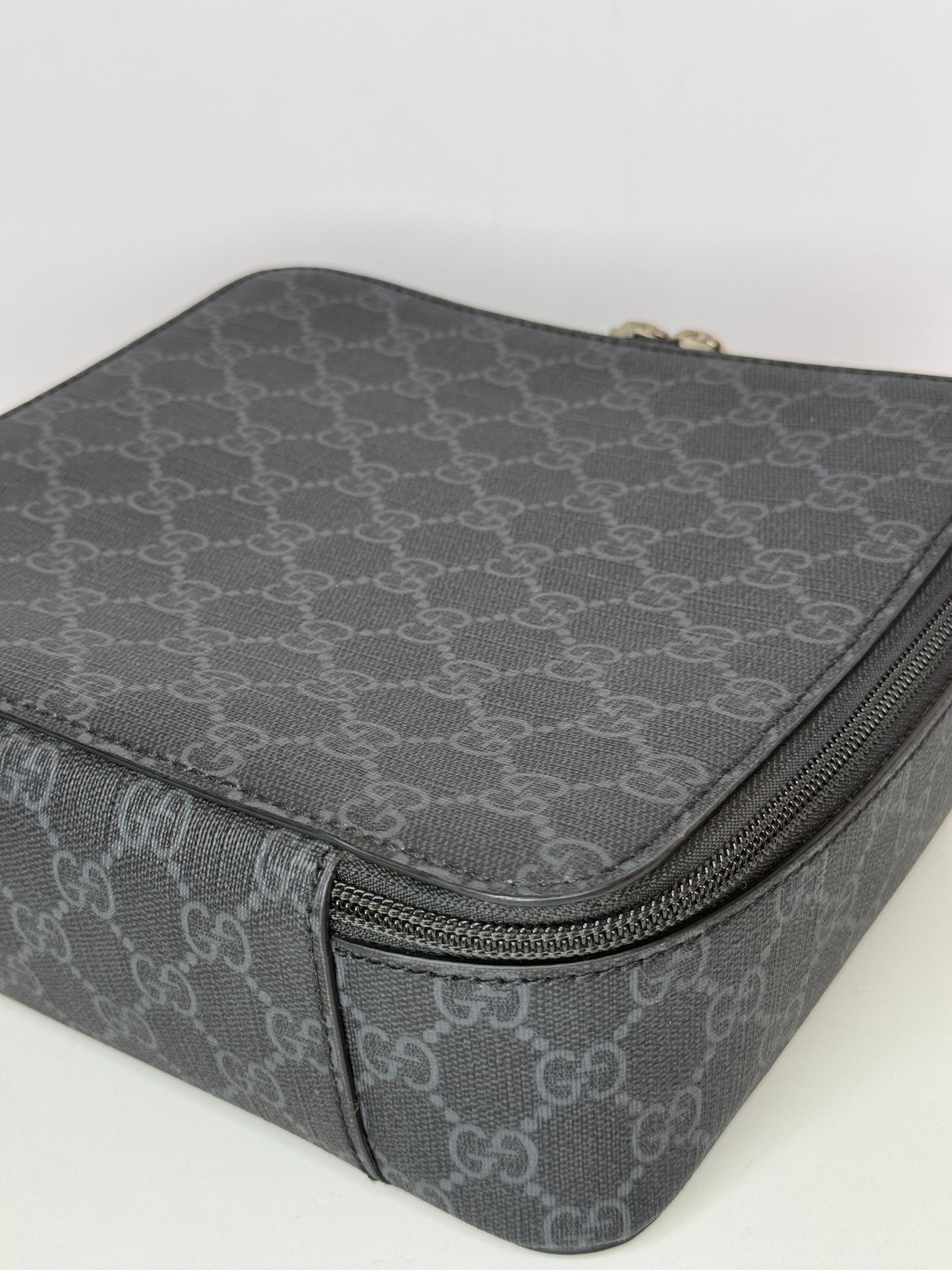 Gucci GG Supreme Packing Cube Pouch