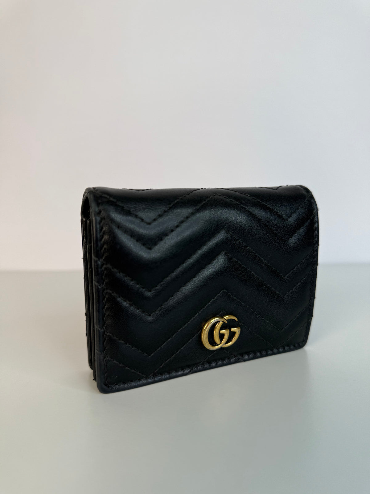 Gucci GG Marmont Black Calfskin Matelasse Card Case Wallet