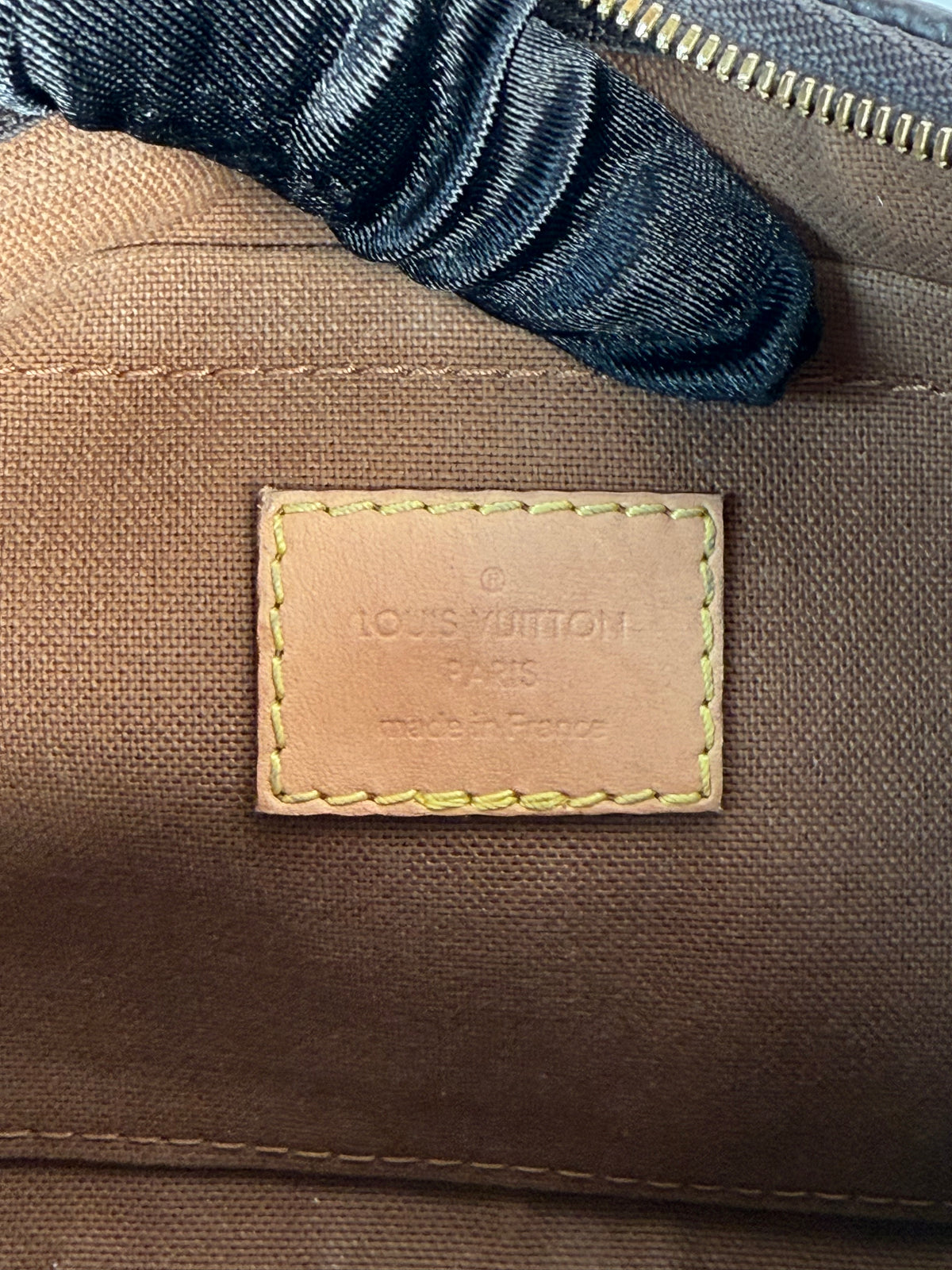 Louis Vuitton Multi Pochette Accessoires Khaki Strap Monogram Canvas