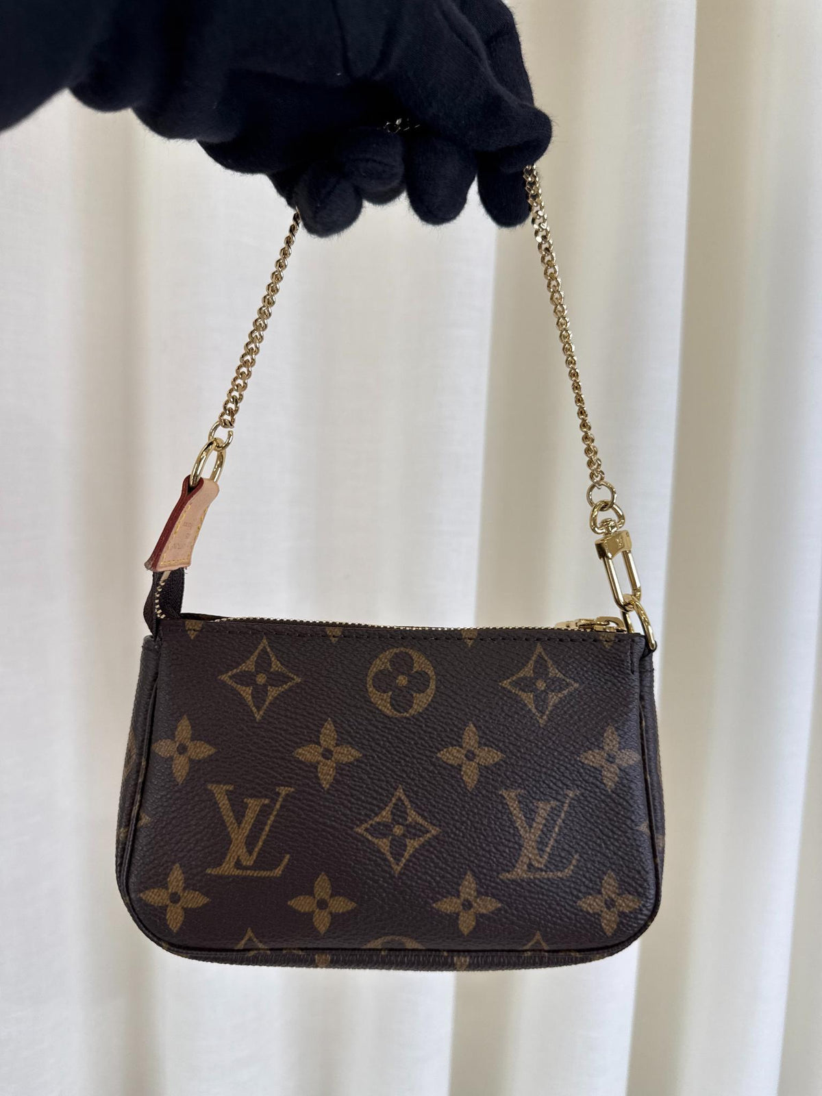 Louis Vuitton Mini Pochette Accessoires Monogram Canvas