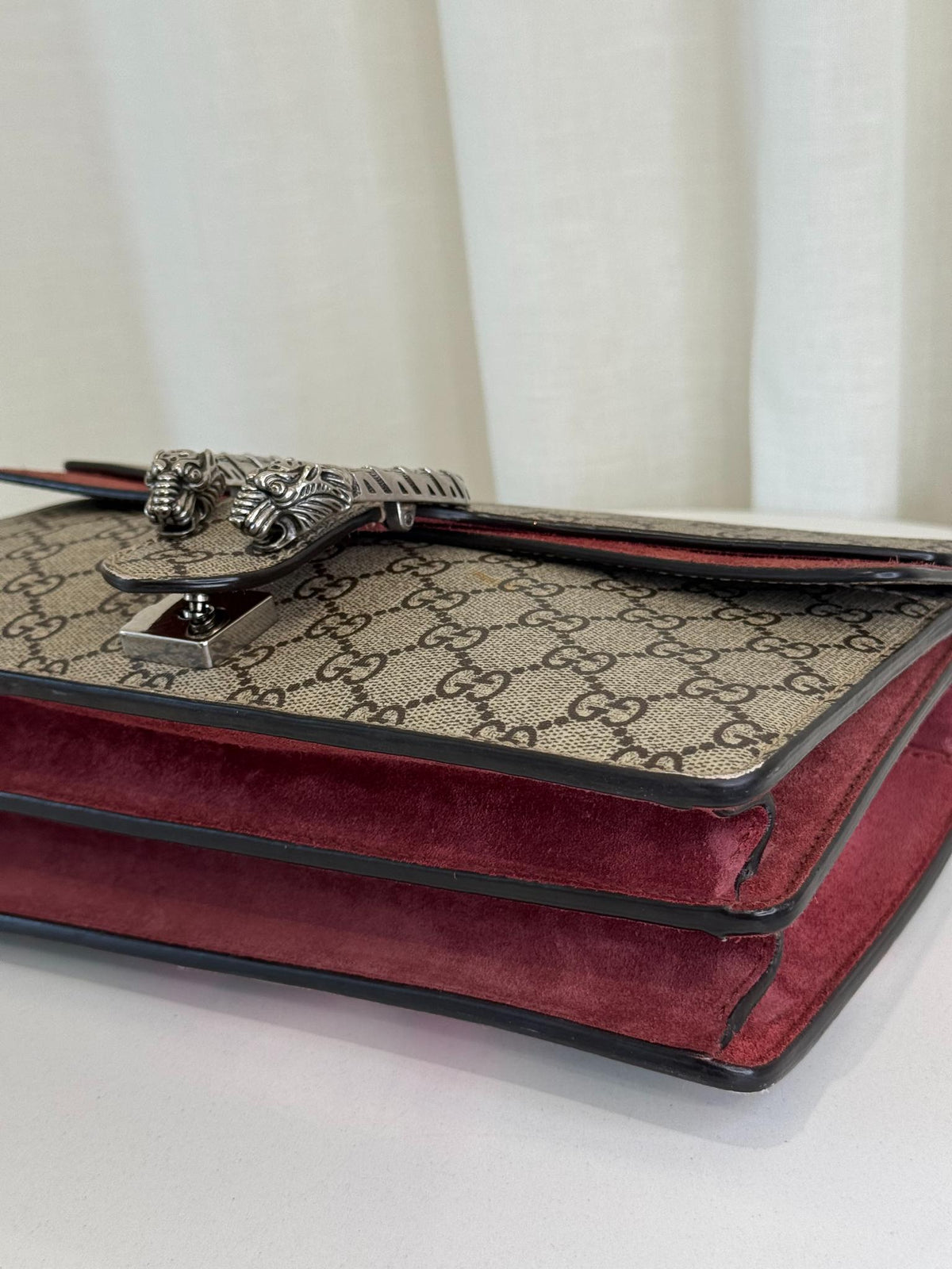 Gucci Beige/Pink GG Supreme Blooms Medium Dionysus Shoulder Bag