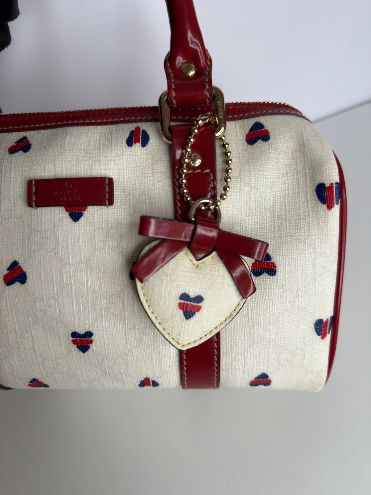 Gucci Red/Cream GG Supreme Valentines Day Joy Boston Bag (Limited Edition)