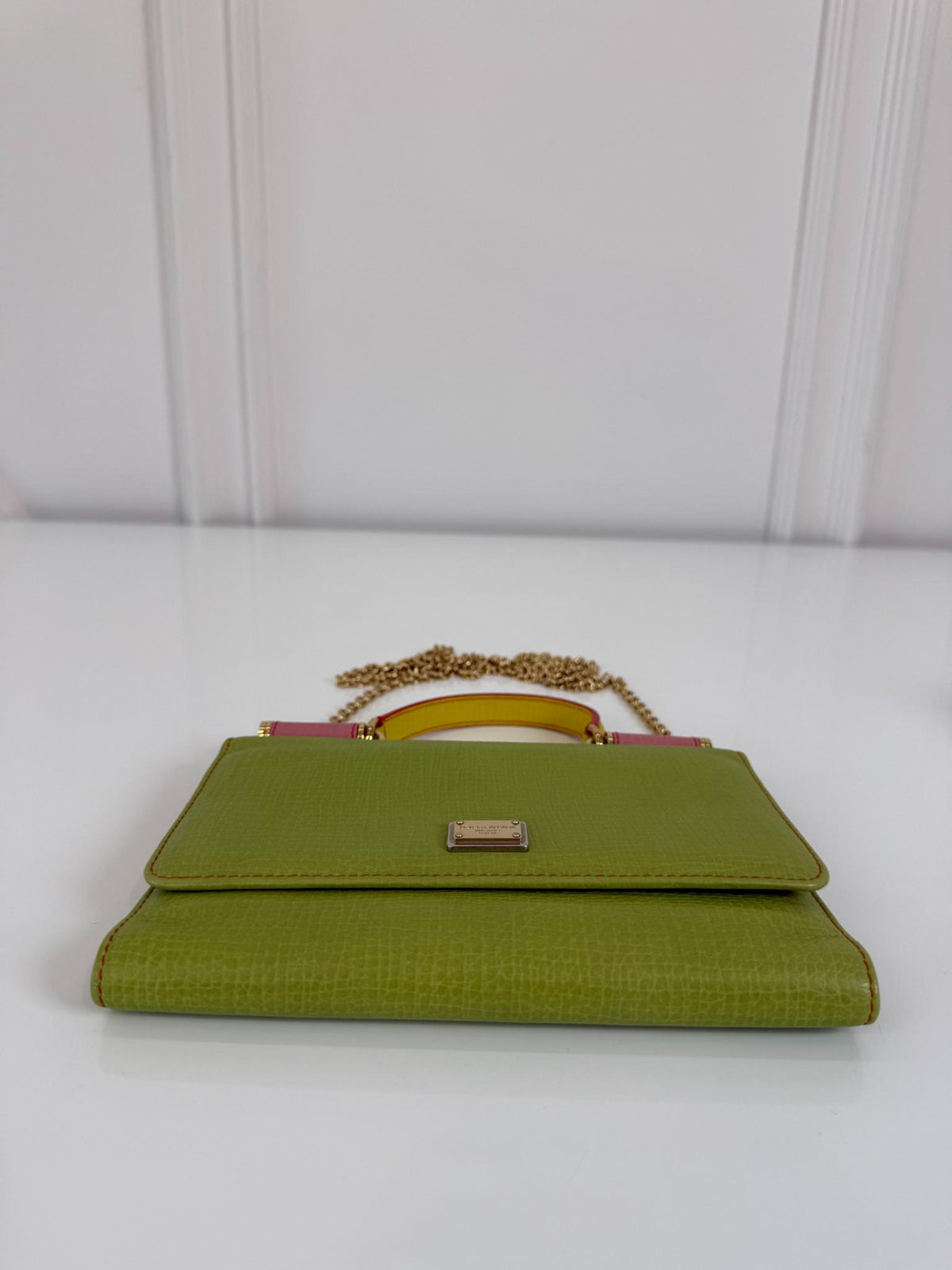 Dolce Gabbana Green Leather Sicily Smart Gloss Wallet on Chain
