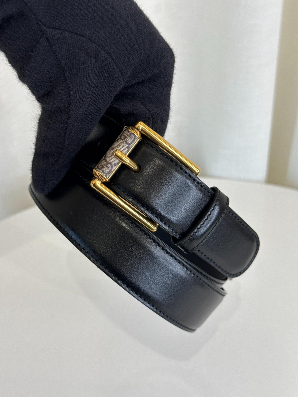 Gucci Men's Plutone GG Rectangular Monogram Leather Single Buckle Belt