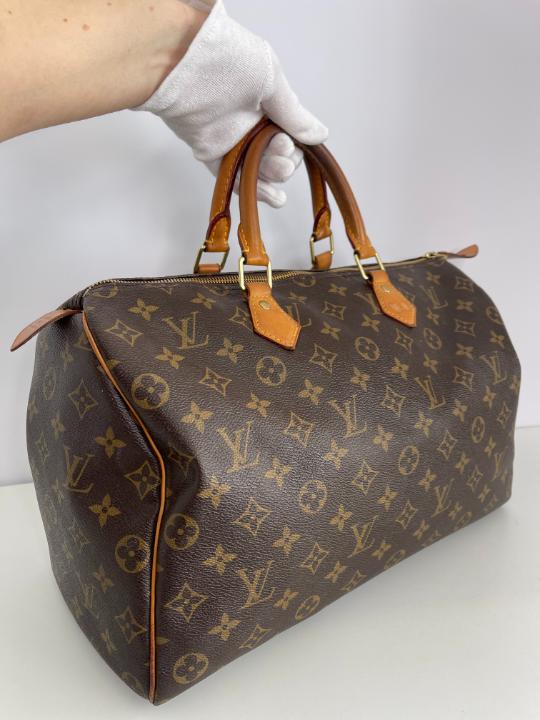 Louis Vuitton Speedy 35 Monogram Canvas