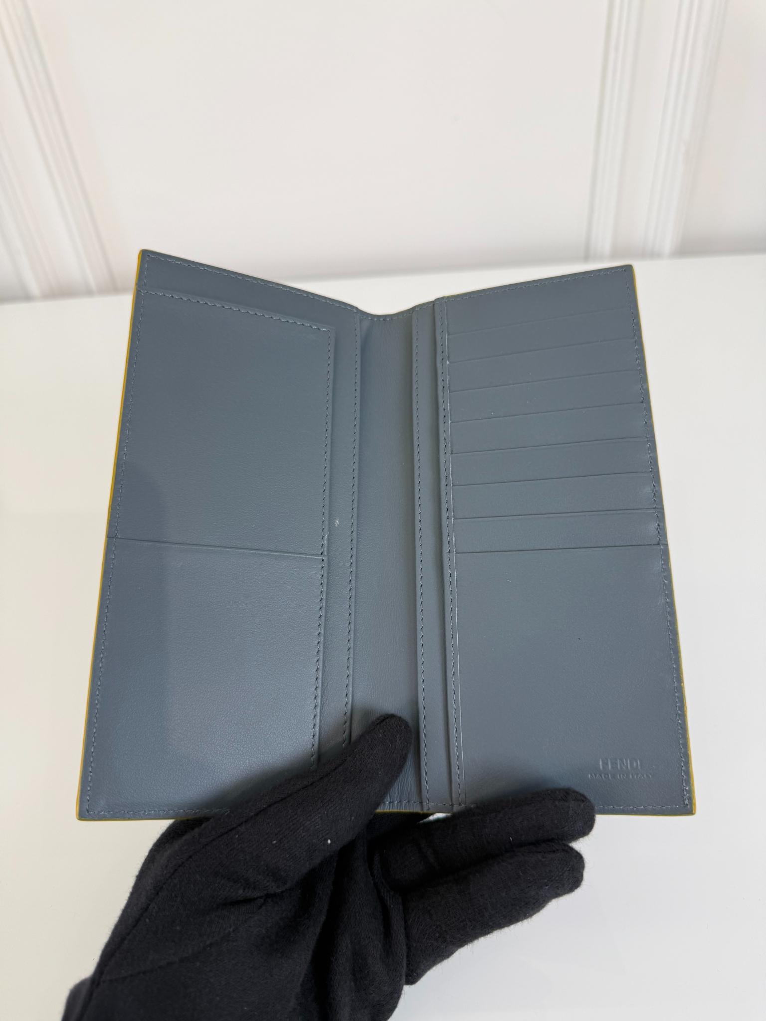Fendi Grey Leather Continental Bifold Bill Wallet