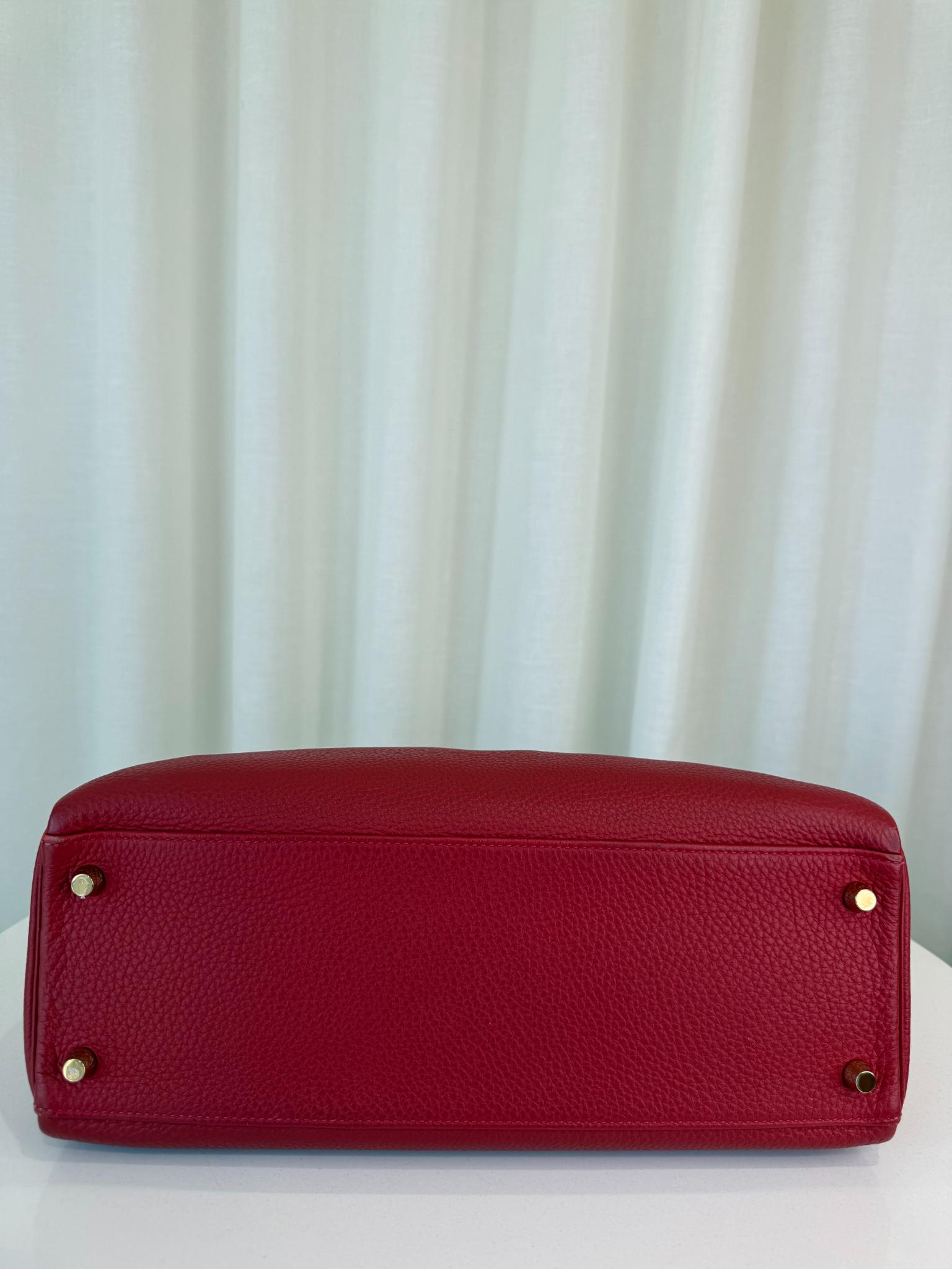 Hermès Kelly 32 Rouge Grenat Togo Leather GHW