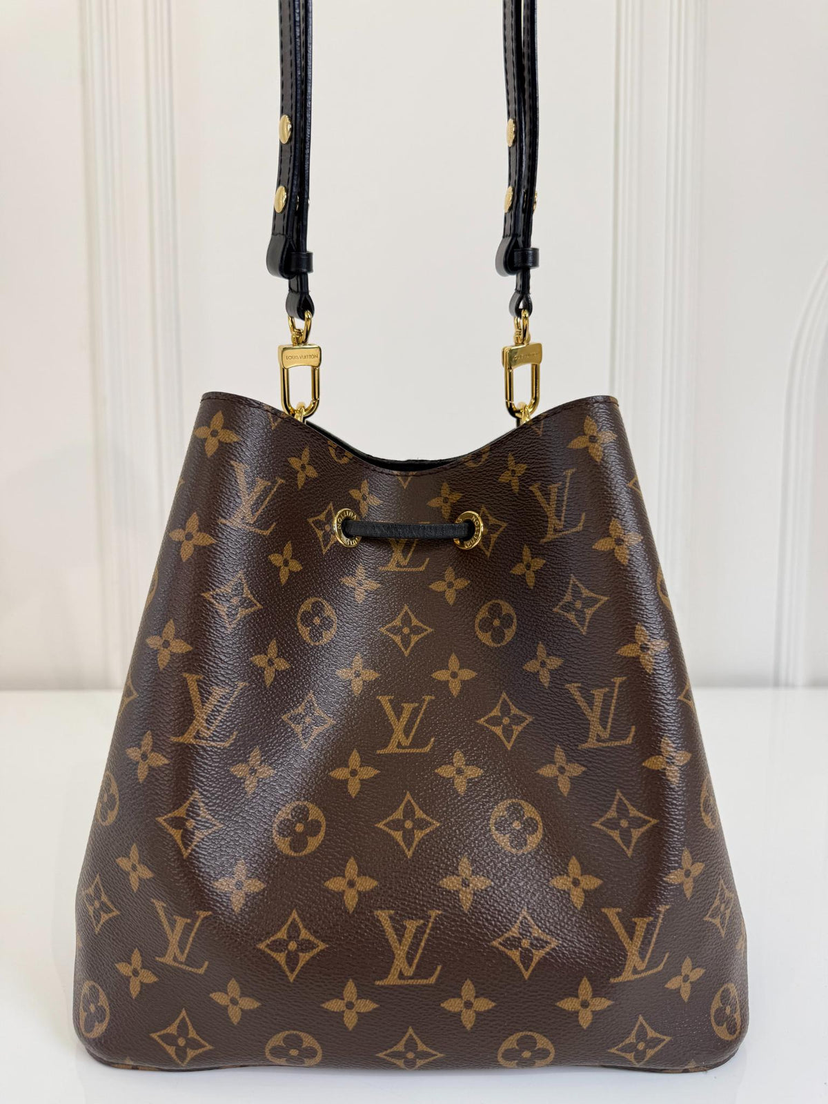 Louis Vuitton NéoNoé MM Bucket Bag Monogram Canvas