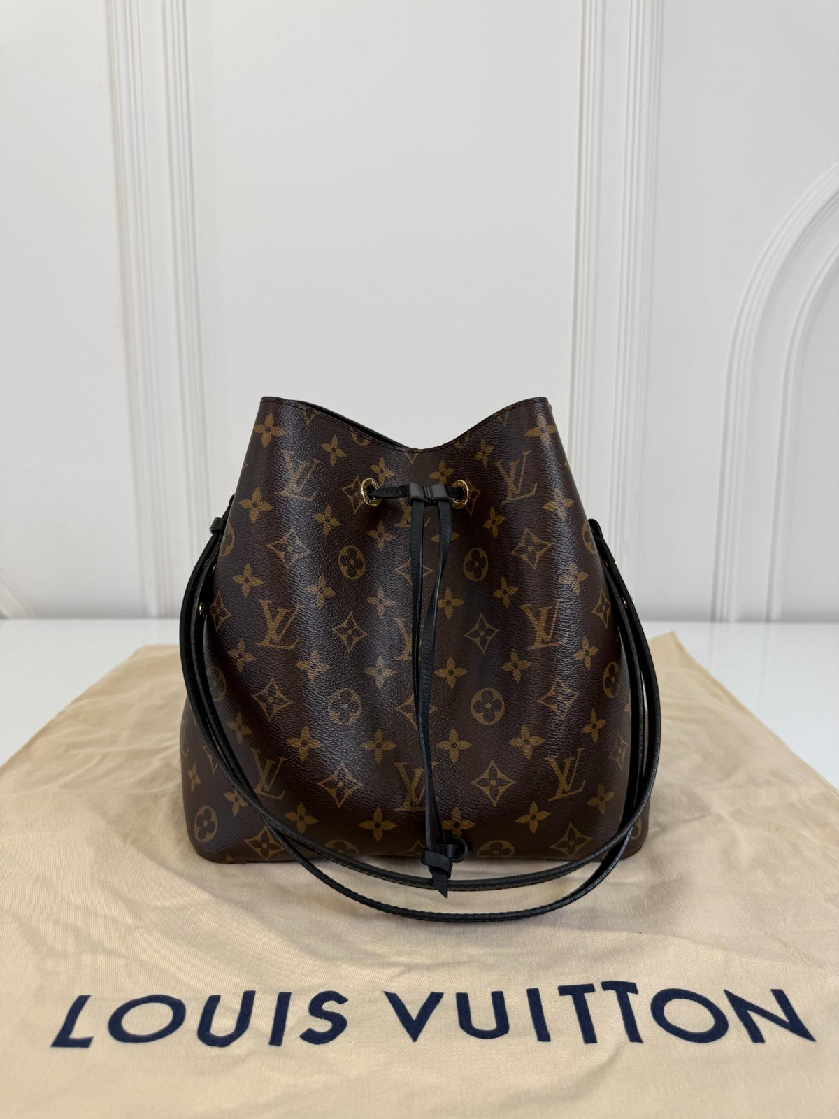 Louis Vuitton NéoNoé MM Bucket Bag Monogram Canvas