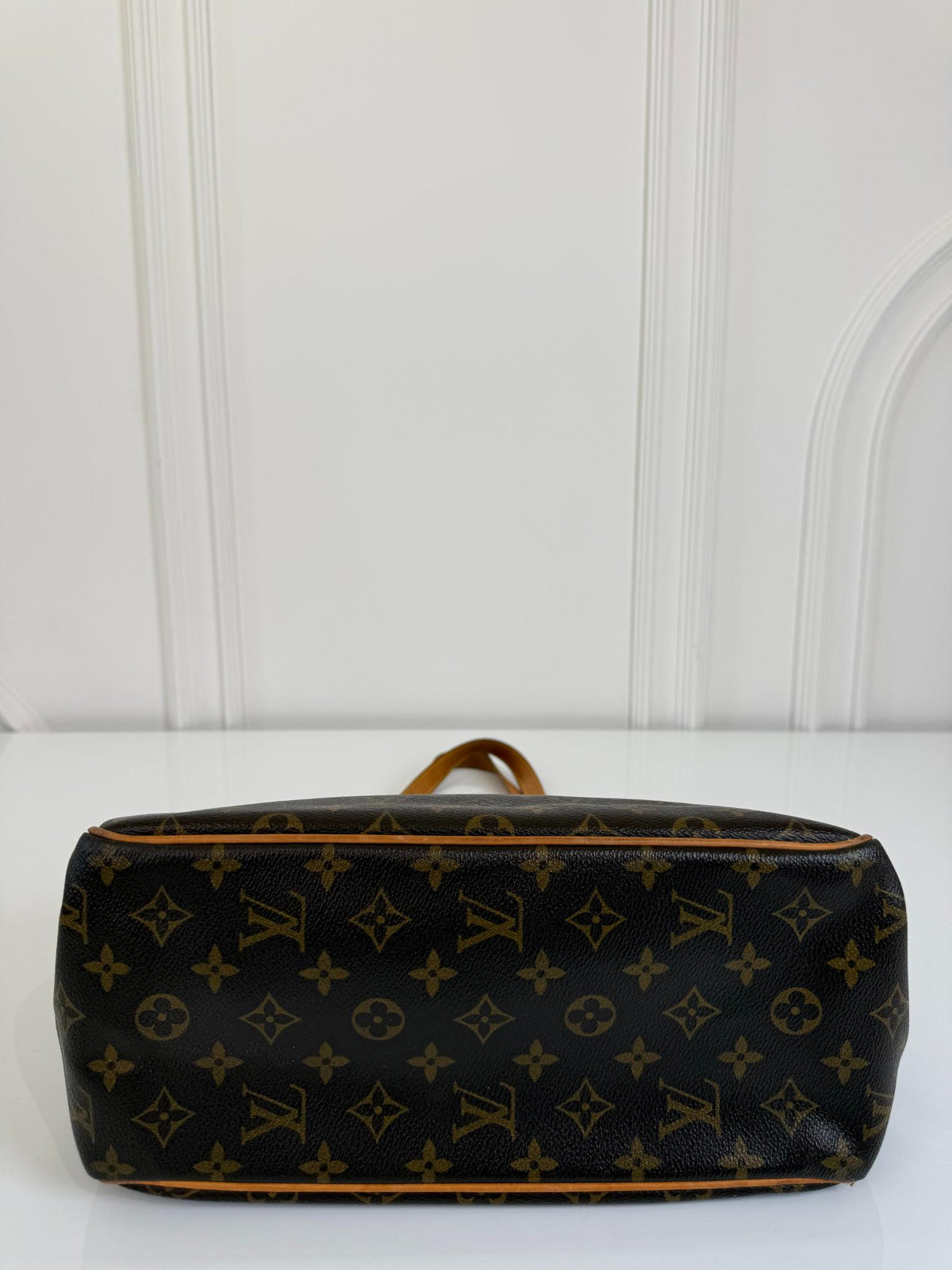 Louis Vuitton Vintage Batignolles Vertical Monogram Canvas