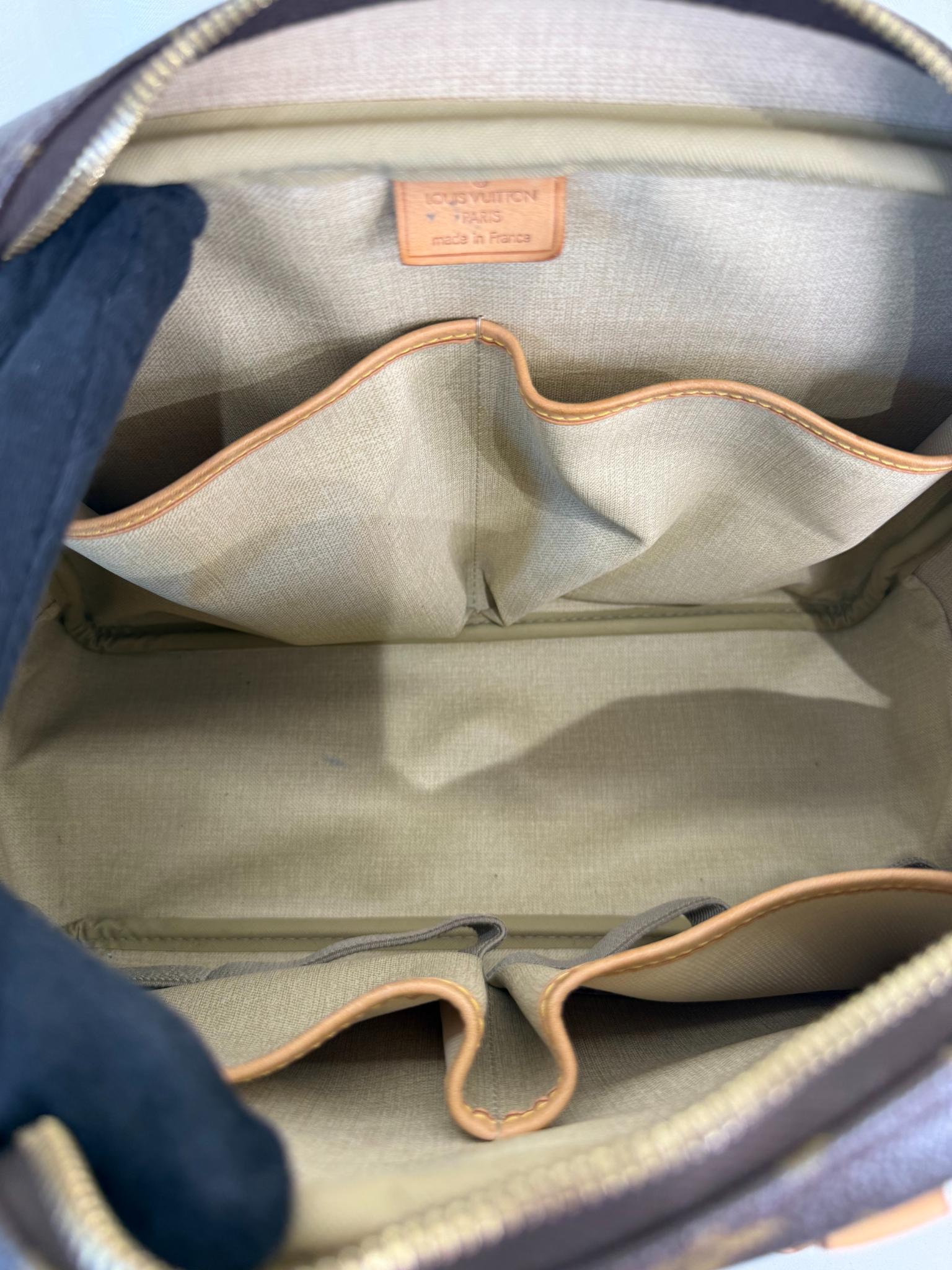 Louis Vuitton Deauville Monogram Canvas