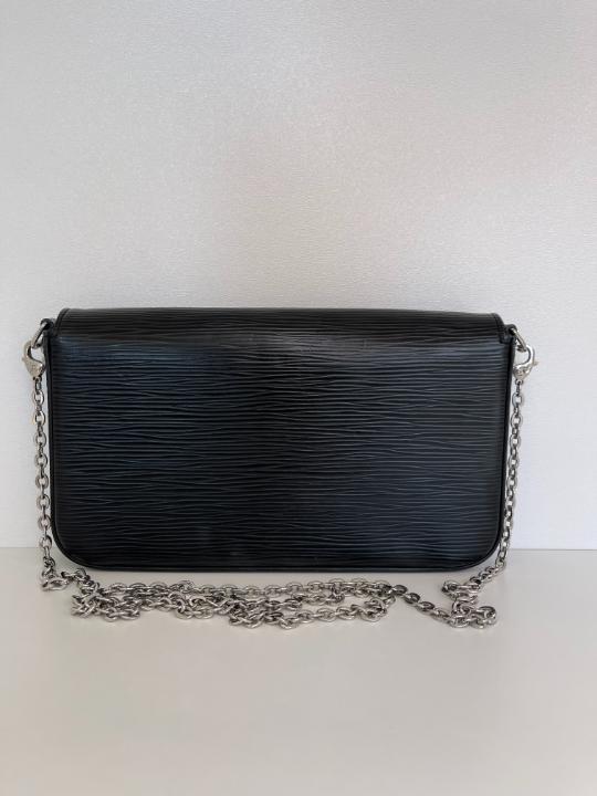 Louis Vuitton Pochette Félicie Black Epi Leather