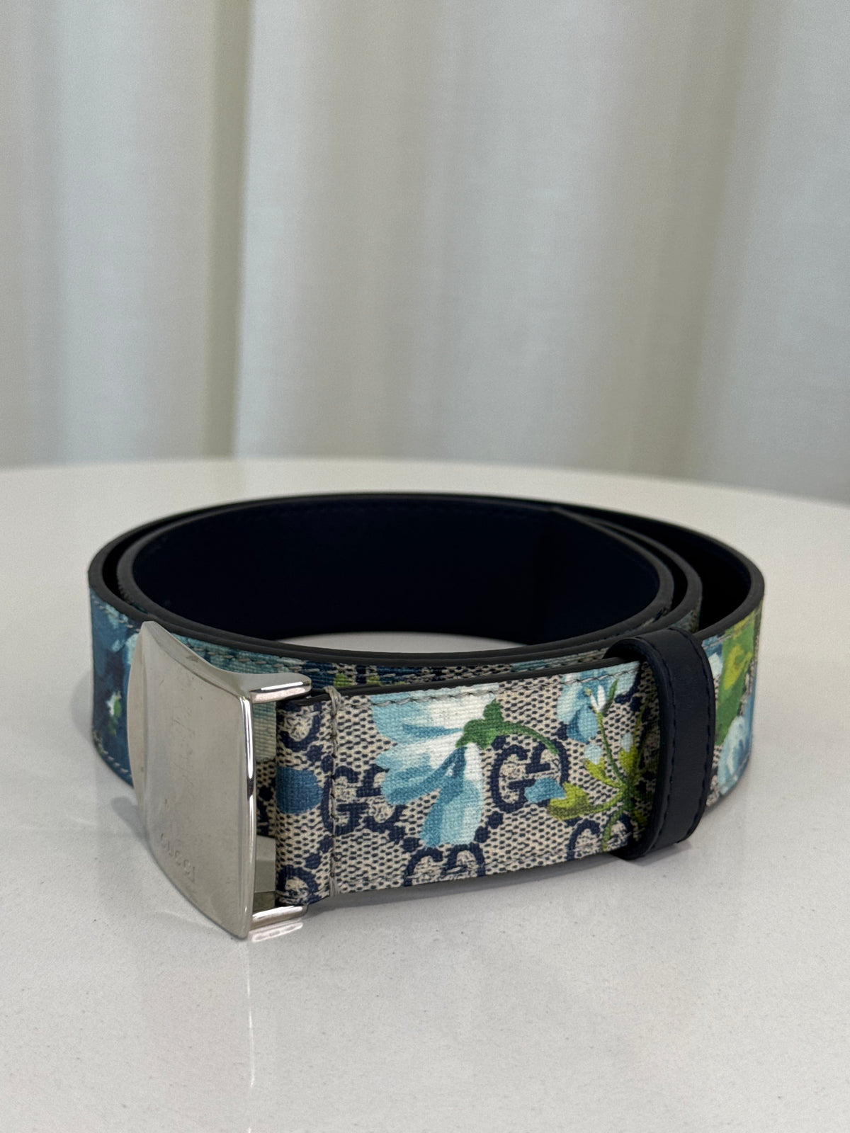 Gucci GG Supreme Blue Blooms Belt