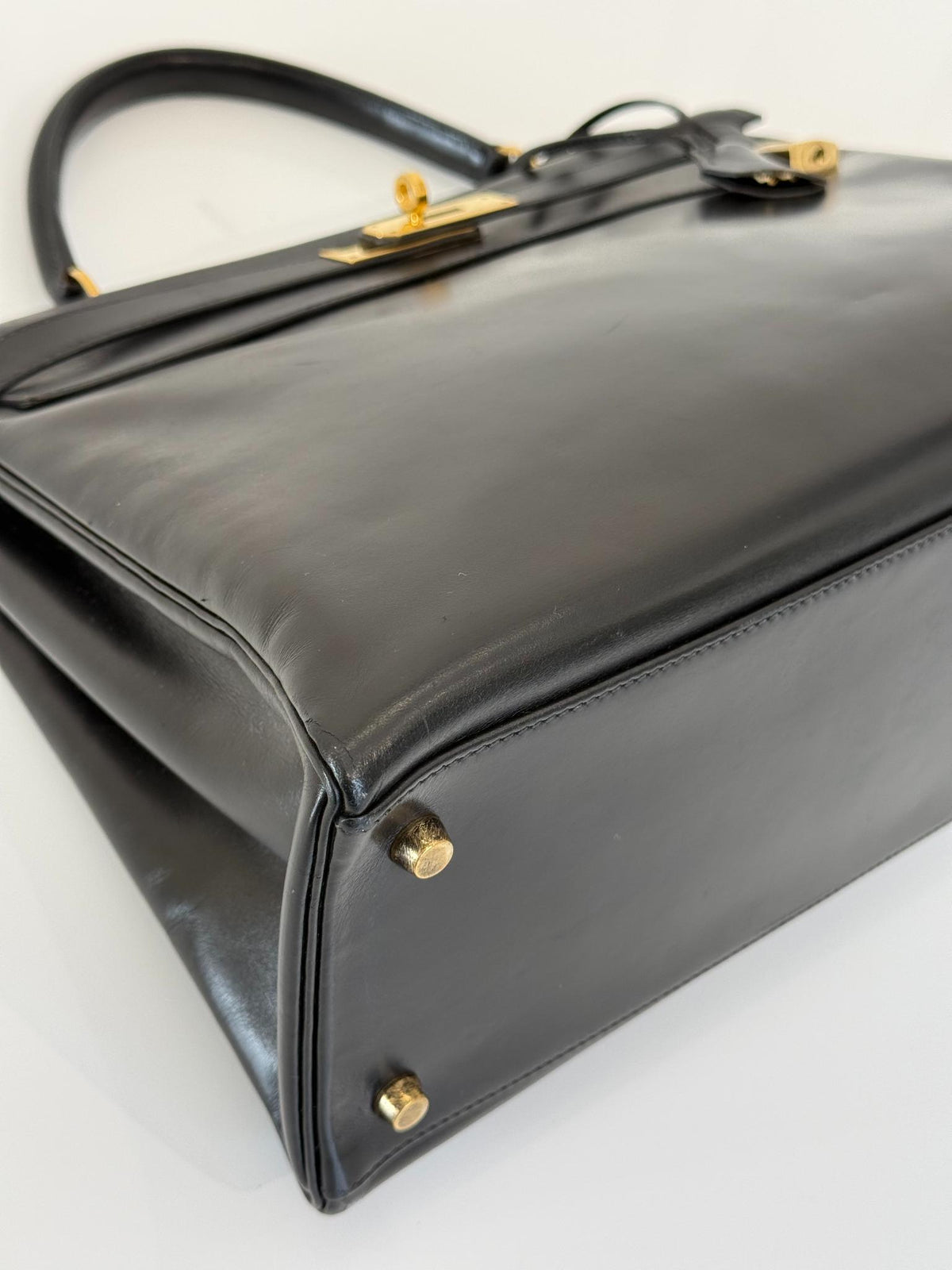 Hermès Kelly 35 Retourne Black Box Leather GHW