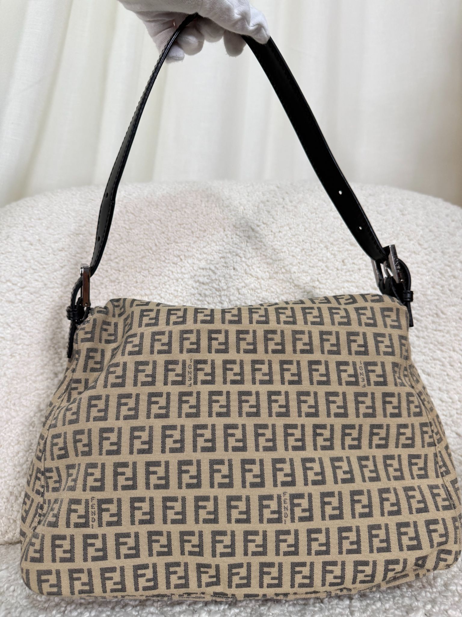 Fendi Beige/Brown Zucchino Canvas Mamma Baguette Shoulder Bag