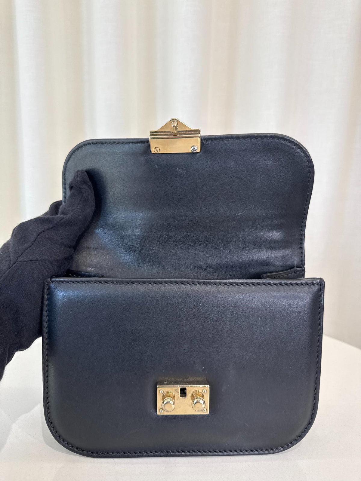 Valentino Garavani Small Rockstud Glam Lock Shoulder Bag Black