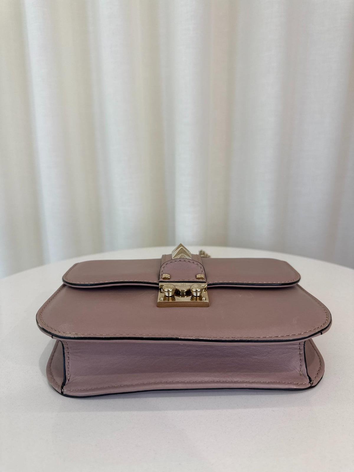 Valentino Garavani Small Rockstud Glam Lock Shoulder Bag Dusty Pink