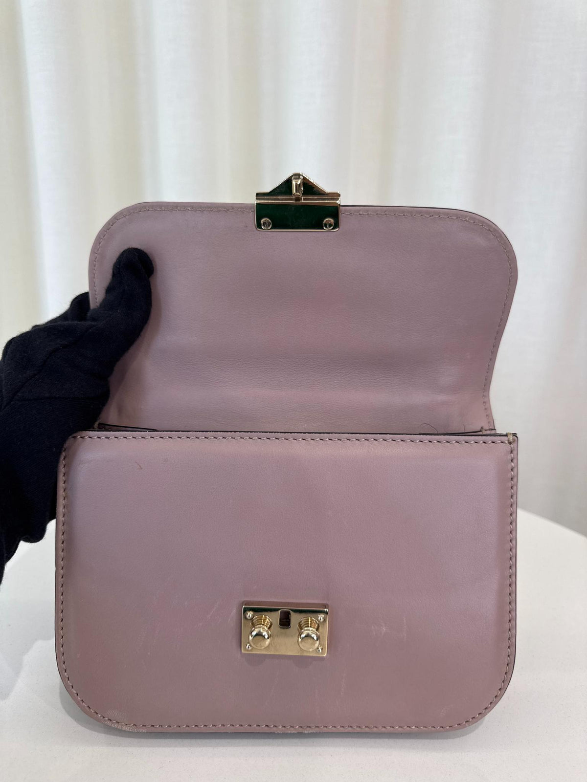 Valentino Garavani Small Rockstud Glam Lock Shoulder Bag Dusty Pink