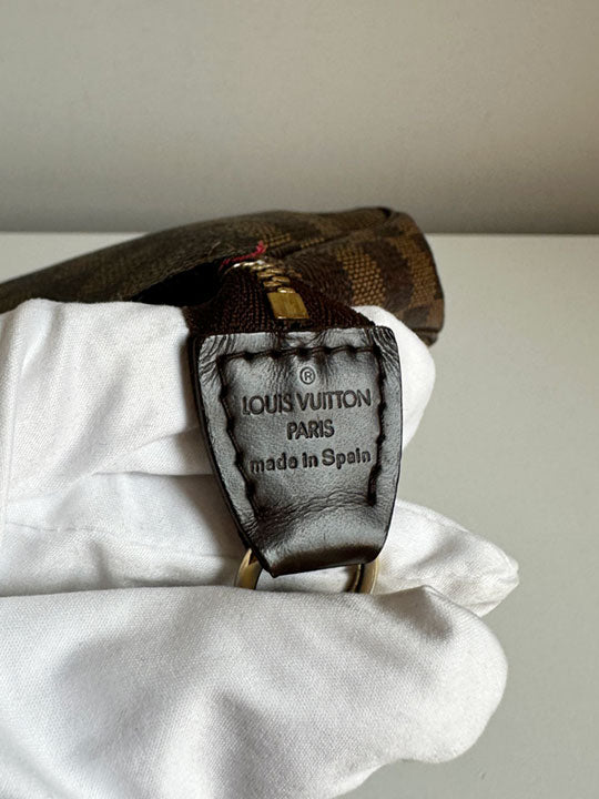 Louis Vuitton Pochette Accessoires Damier Ebene Canvas