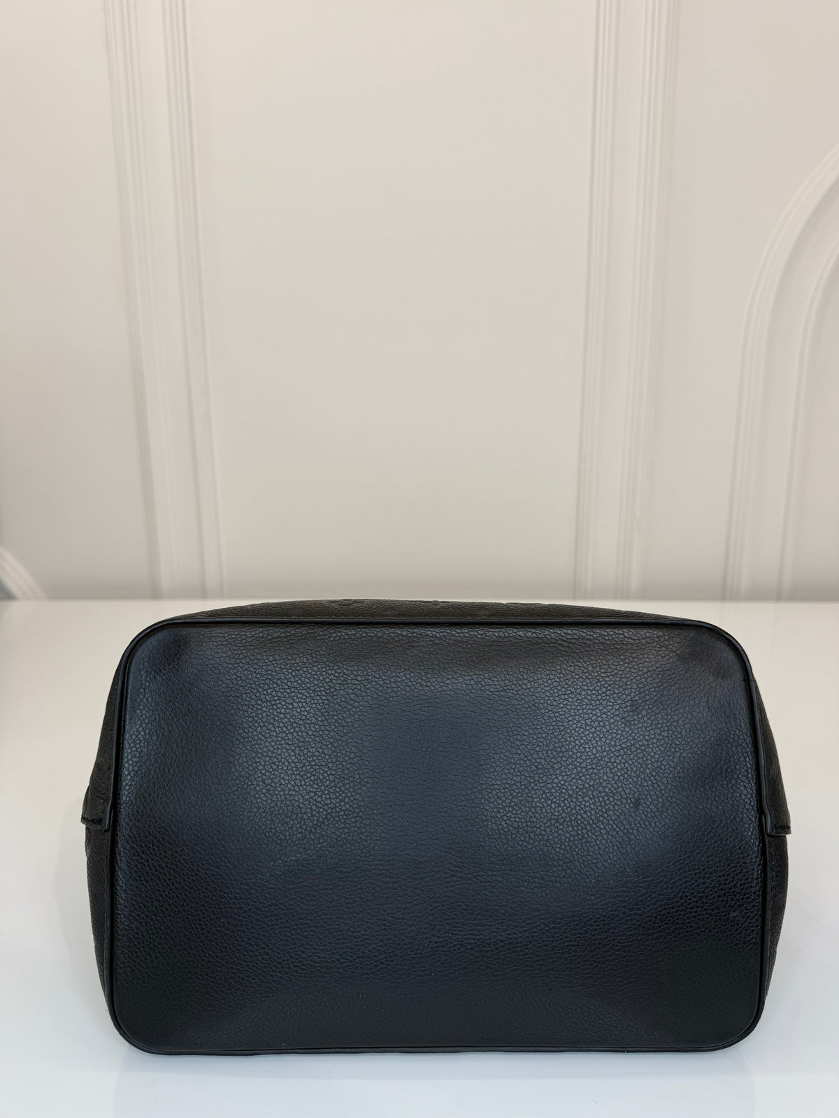Louis Vuitton NéoNoé MM Black Monogram Empreinte Leather