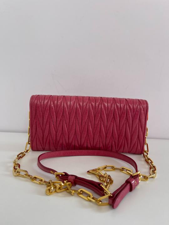 Miu Miu Peonia Matelasse Wallet On Chain