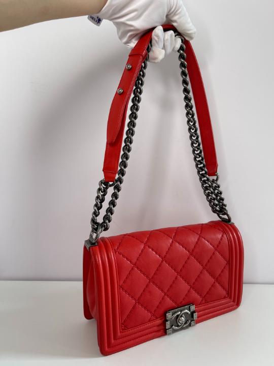 Chanel Red Diamond Stitch Calfskin Leather Old Medium Boy Bag