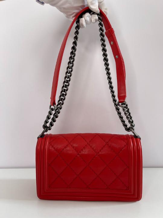 Chanel Red Diamond Stitch Calfskin Leather Old Medium Boy Bag