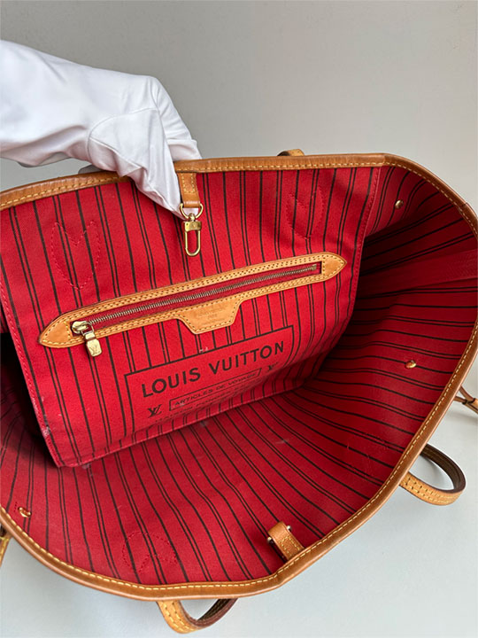 Louis Vuitton Neverfull MM Monogram Canvas