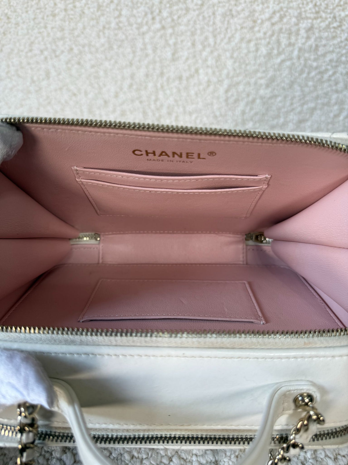 Chanel White Glazed Calfskin Double Zip CC Vanity Case