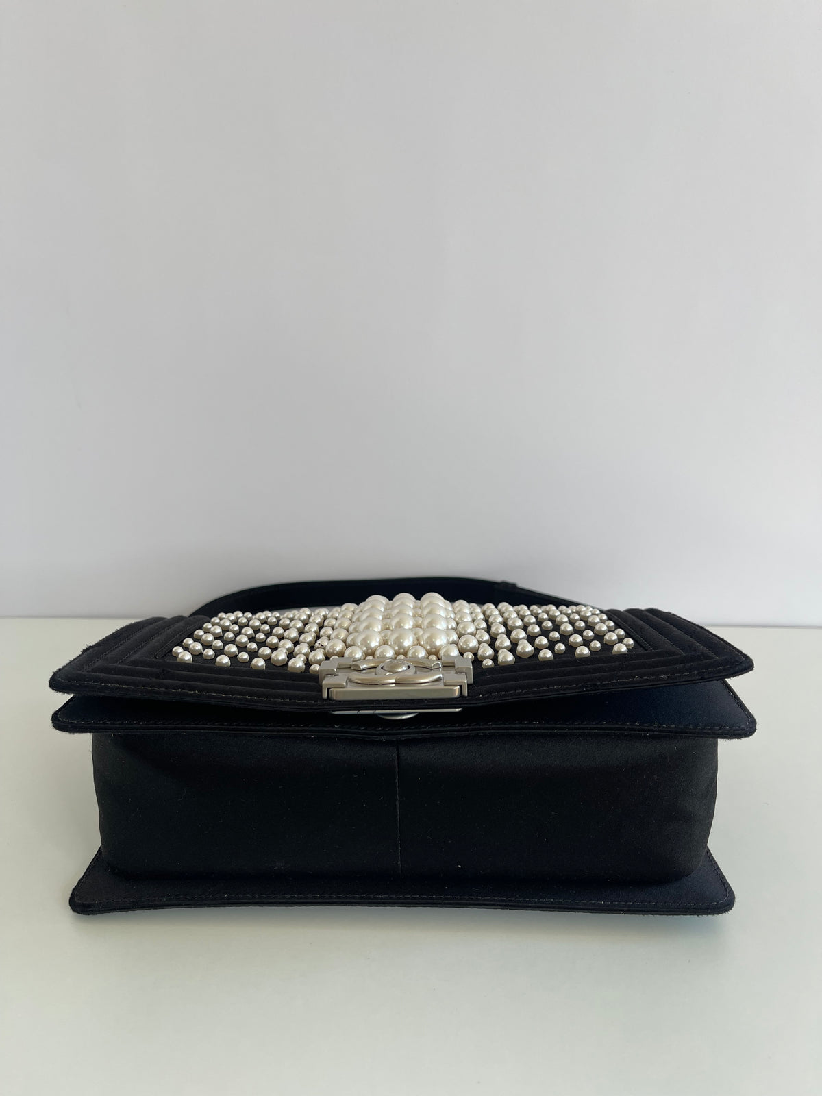Chanel Black Resin Pearl and Satin Medium Boy Bag Matte Silver Hardware
