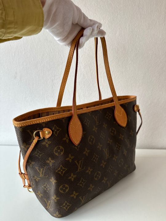 Louis Vuitton Neverfull PM Monogram Canvas