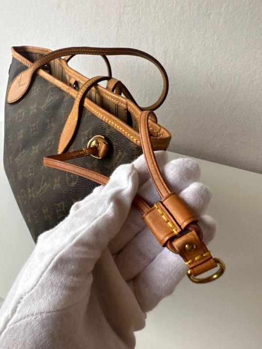 Louis Vuitton Neverfull PM Monogram Canvas