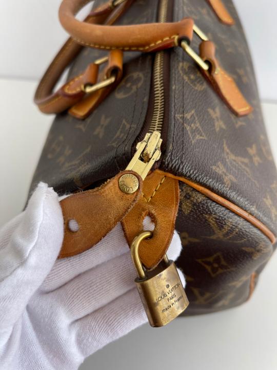 Louis Vuitton Speedy 30 Monogram Canvas