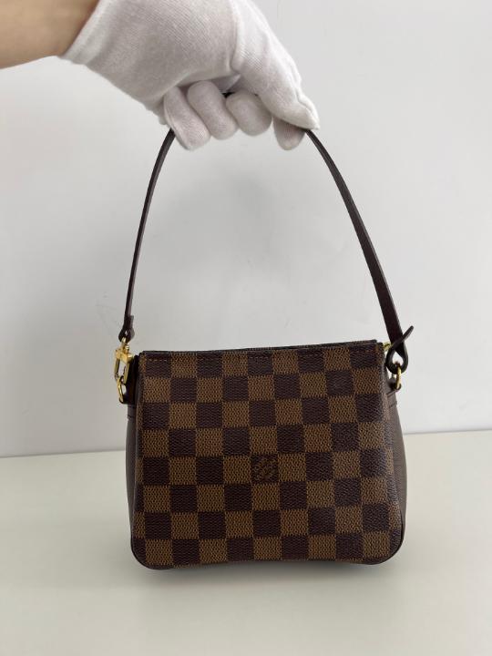 Louis Vuitton Trousse Makeup Pochette Damier Ebene