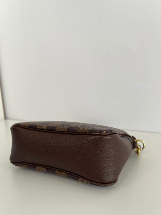 Louis Vuitton Trousse Makeup Pochette Damier Ebene
