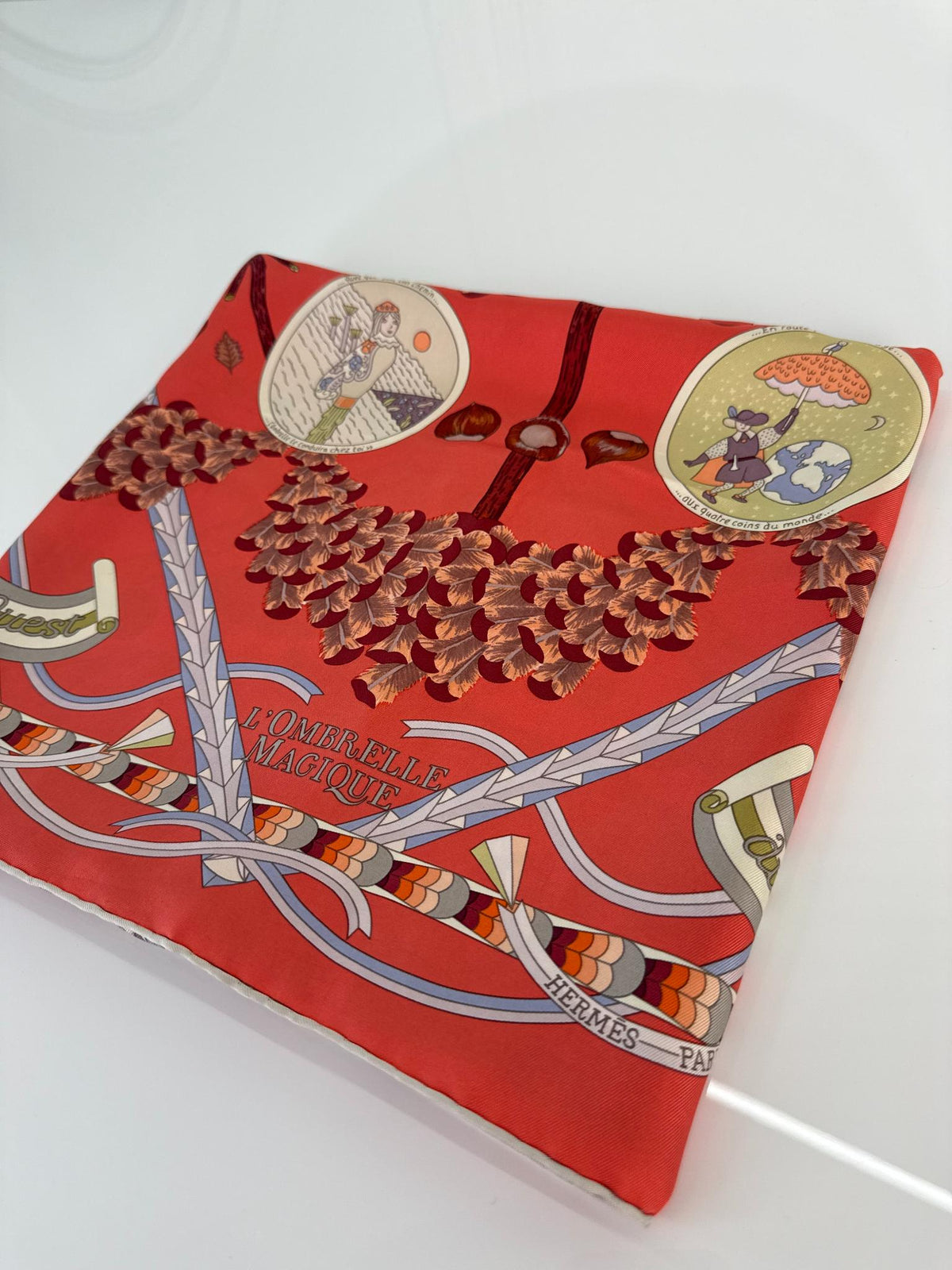 Hermès L'Ombrelle Magique Silk Scarf Corail 90cm