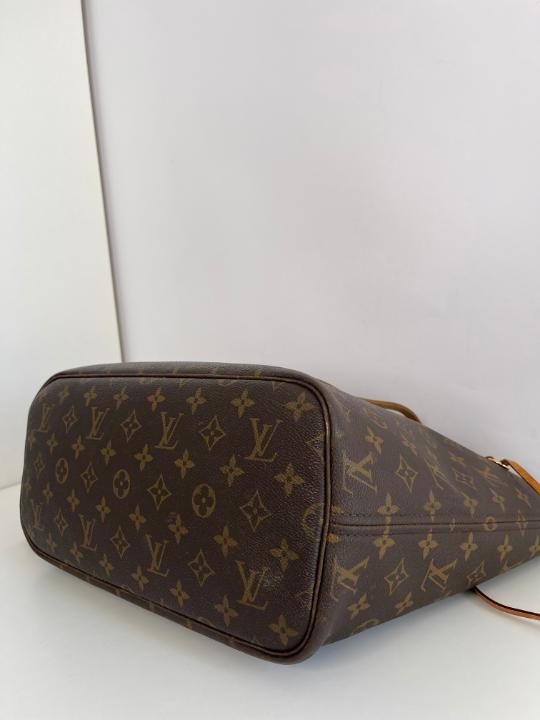 Louis Vuitton Neverfull MM Monogram Canvas