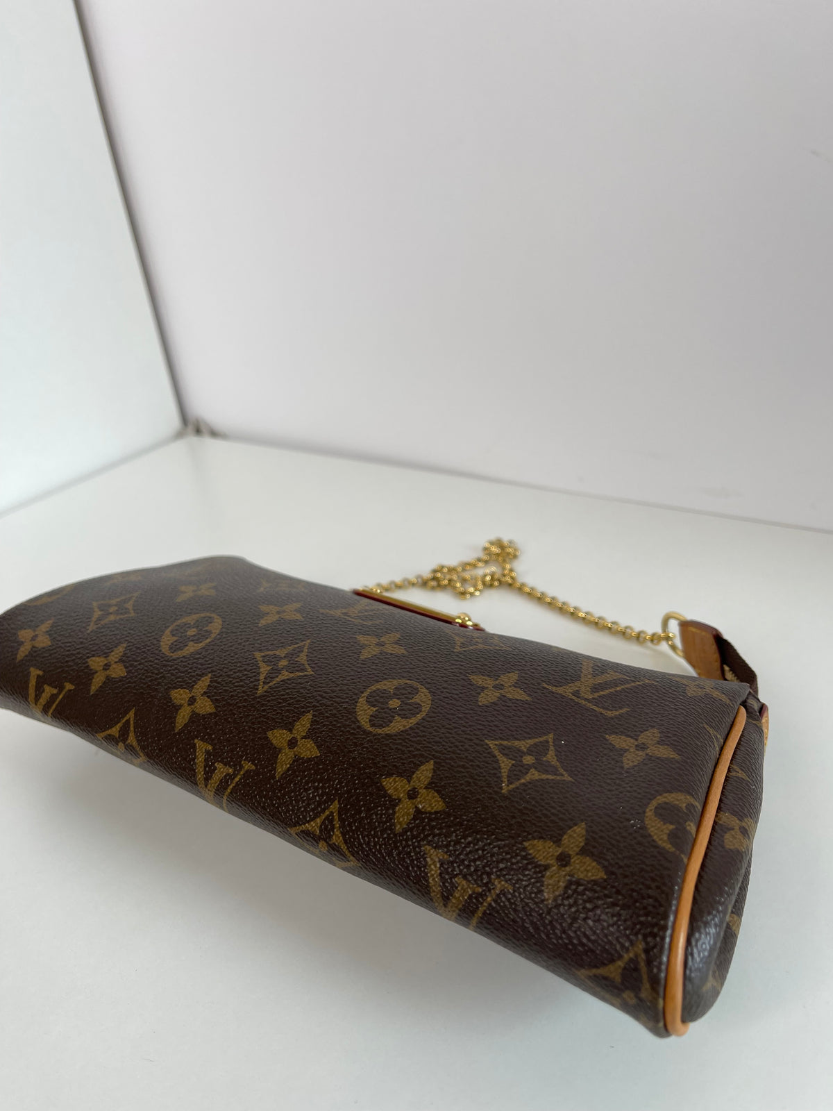 Louis Vuitton Pochette Eva Monogram Canvas