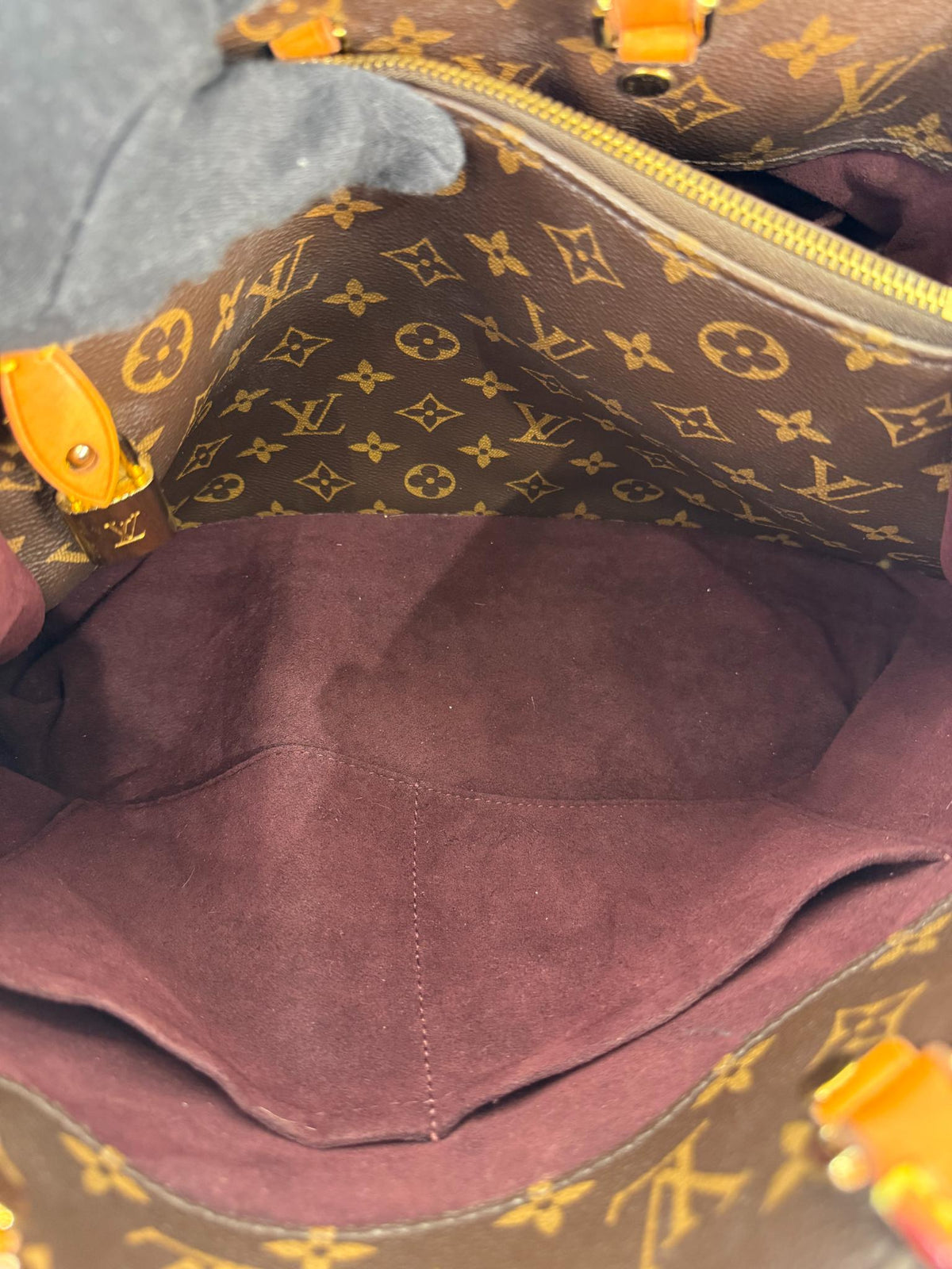 Louis Vuitton Montaigne MM Monogram Canvas